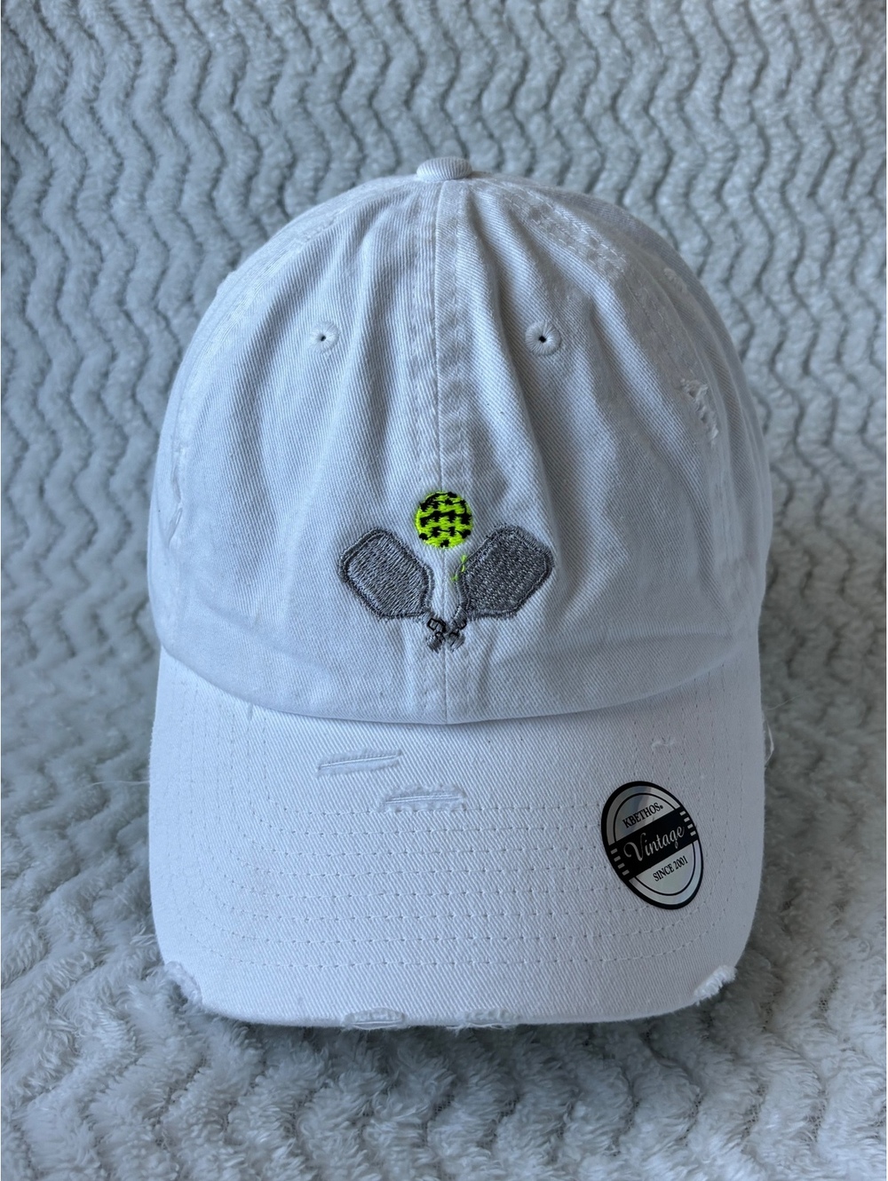 KBETHOS Vintage Distressed White Pickleball Paddles Embroidered Dad Hat